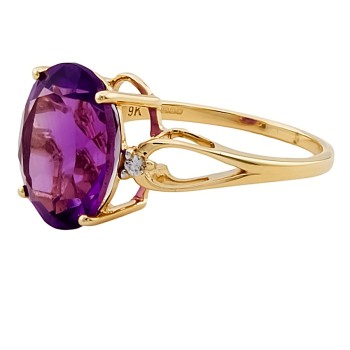 9ct gold Amethyst / Diamond Ring size L